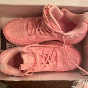 Li-Ning Way of Wade 10 'South Beach' 
Cherry blossom pink